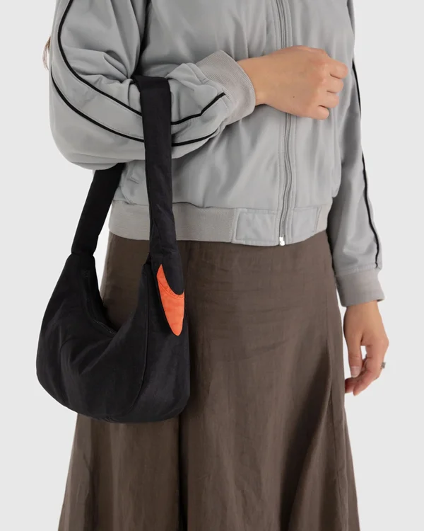 Swan Bag - Black - Material: heavyweight-nylon