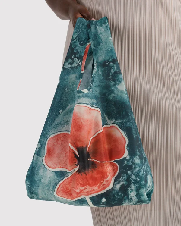 Standard Baggu - Poppy Ruth Asawa - Material: ripstop-nylon