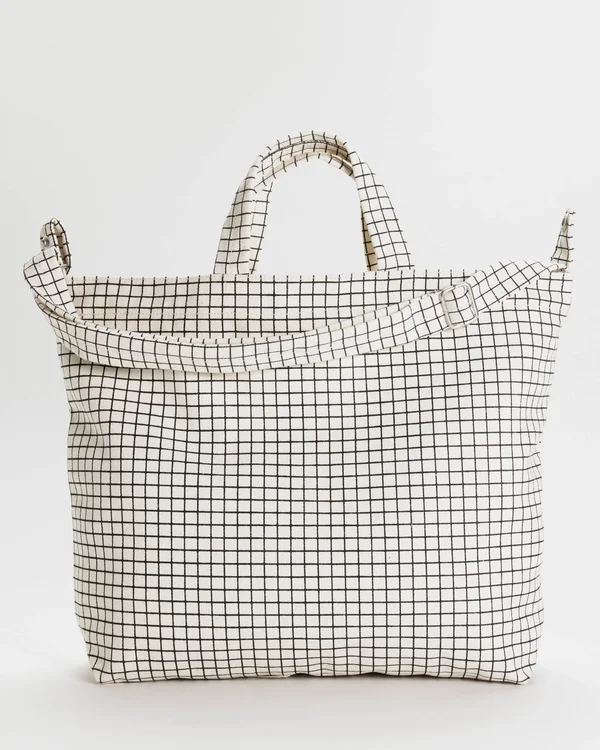 Horizontal Zip Duck Bag - Natural Grid - Material: canvas